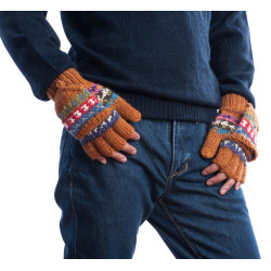 Patterned fingerless gloves 