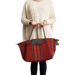 Foldable llama leather bag and Aguayo