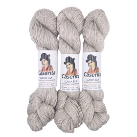 Pearl Grey – Baby Llama & Silk – 50 g / 180 yd.