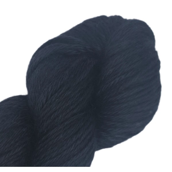 Black – Baby Llama & Silk – 50 g / 180 yd.